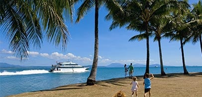 Quicksilver touring the Great Barrier Reef